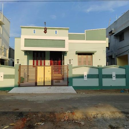 Thirunallar Ganesha'S Homestay Karaikal Eksteriør billede