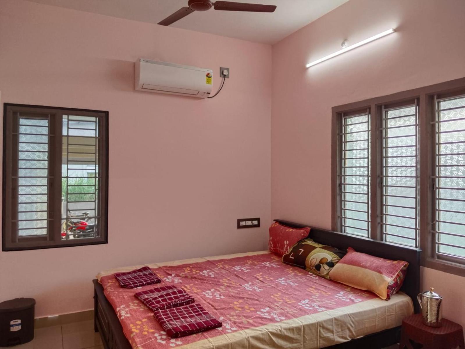 Thirunallar Ganesha'S Homestay Karaikal Eksteriør billede